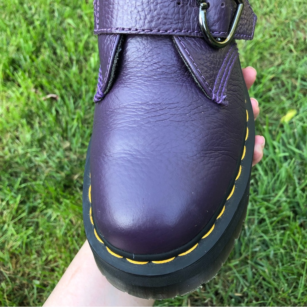Dr. Martens Devon Heart Platform Boots - Picture 12 of 16